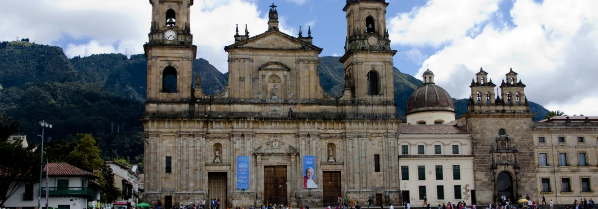 Qué hacer en el centro de Bogotá: sitios de interés cerca de tu alojamiento