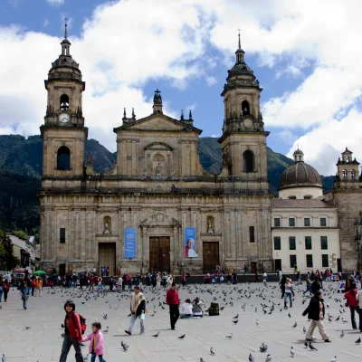Plaza de Bolívar — Foto: Andrea Gaetano, CC BY-SA 3.0, vía Wikimedia Commons